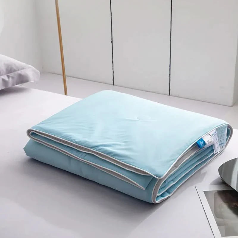 Breathable Cooling Throw Blanket
