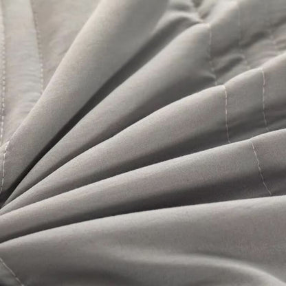Lightweight Quilted Cooling Blanket